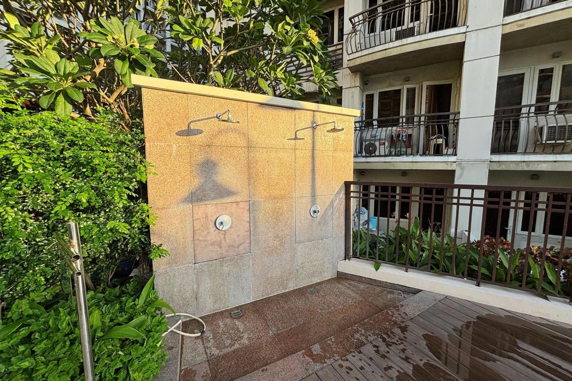 Extremeli Suites Manila Powered By Cocotel Exterior photo